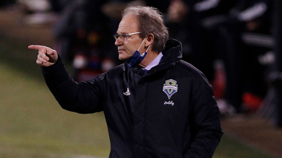 Brian Schmetzer will be back as Seattle Sounders manager