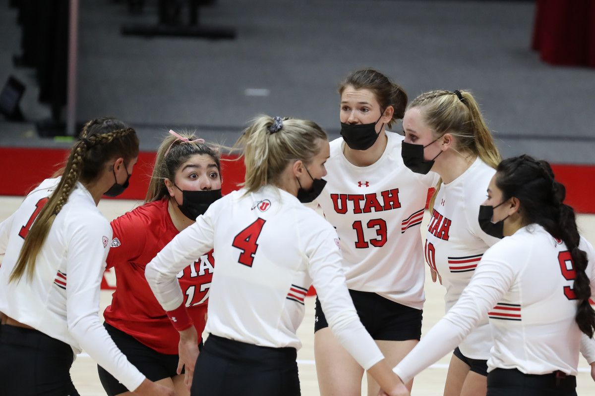 Utah Volleyball Looks Impressive, Again, In Victory Over Arizona Sports Illustrated Utah Utes