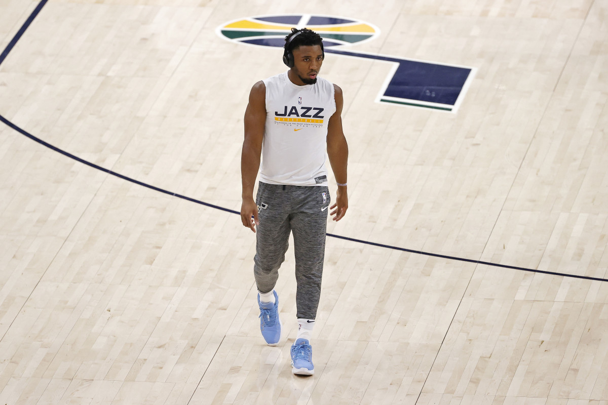 Jan 21, 2021; Salt Lake City, Utah, USA; Utah Jazz guard Donovan Mitchell (45) warms up prior to their game against the New Orleans Pelicans at Vivint Smart Home Arena. Mandatory Credit: Jeffrey Swinger-USA TODAY Sports