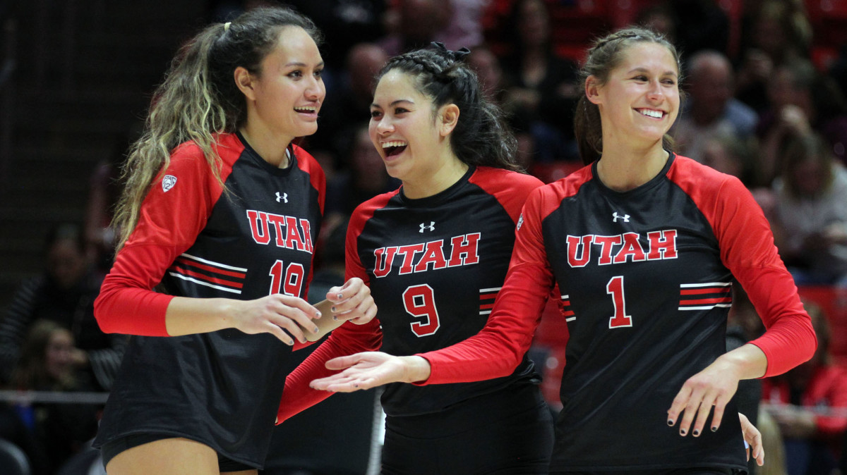 Utah Volleyball Passes First Road Test With 31 Victory Over Cal Sports Illustrated Utah Utes