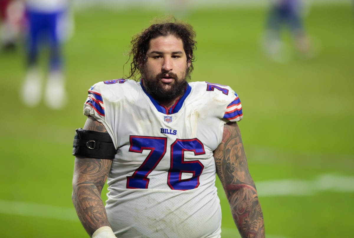 Bills center Jon Feliciano (76) is headed for unrestricted free agency this offseason.