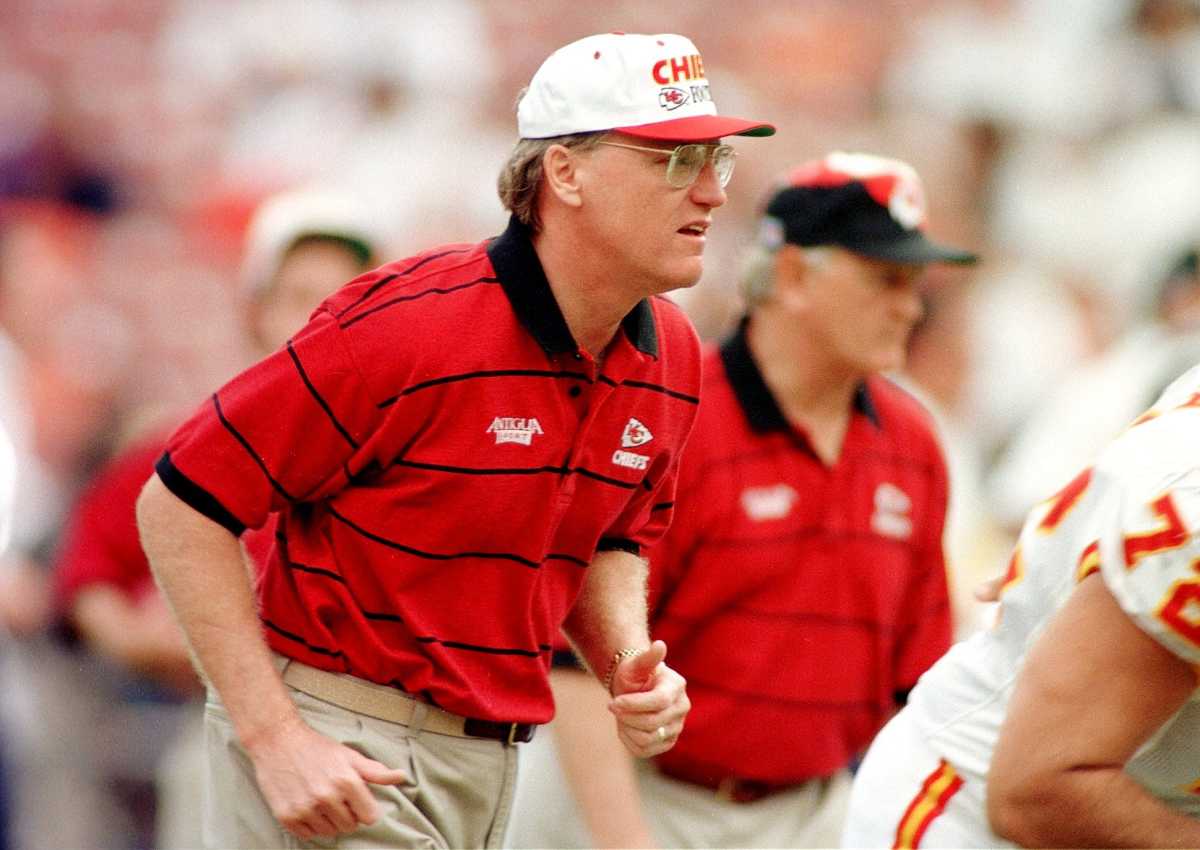 Former Chiefs Head Coach Marty Schottenheimer Dies at Age 77 Sports