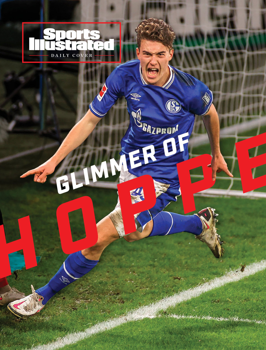Schalke and U.S. forward Matthew Hoppe