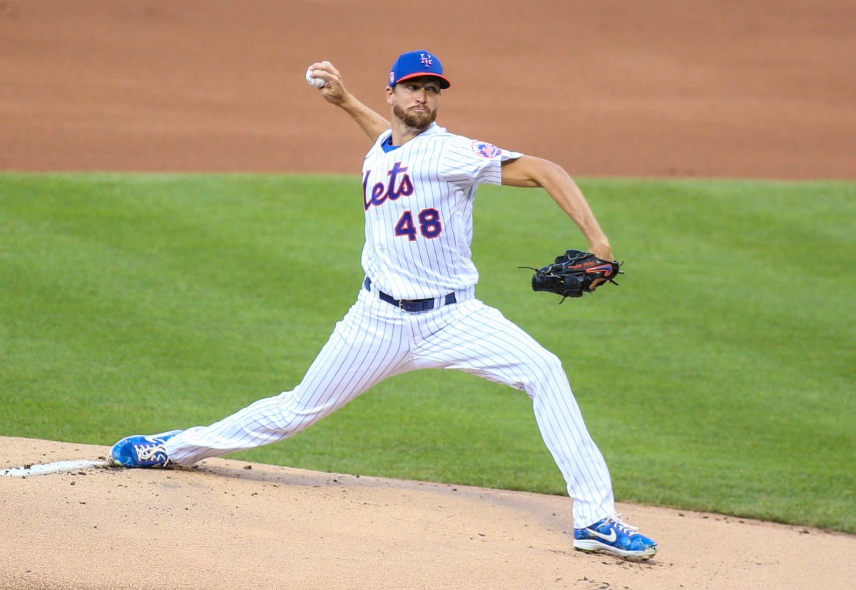 Mets pitcher Jacob deGrom throws in a simulated game at Citi Field.