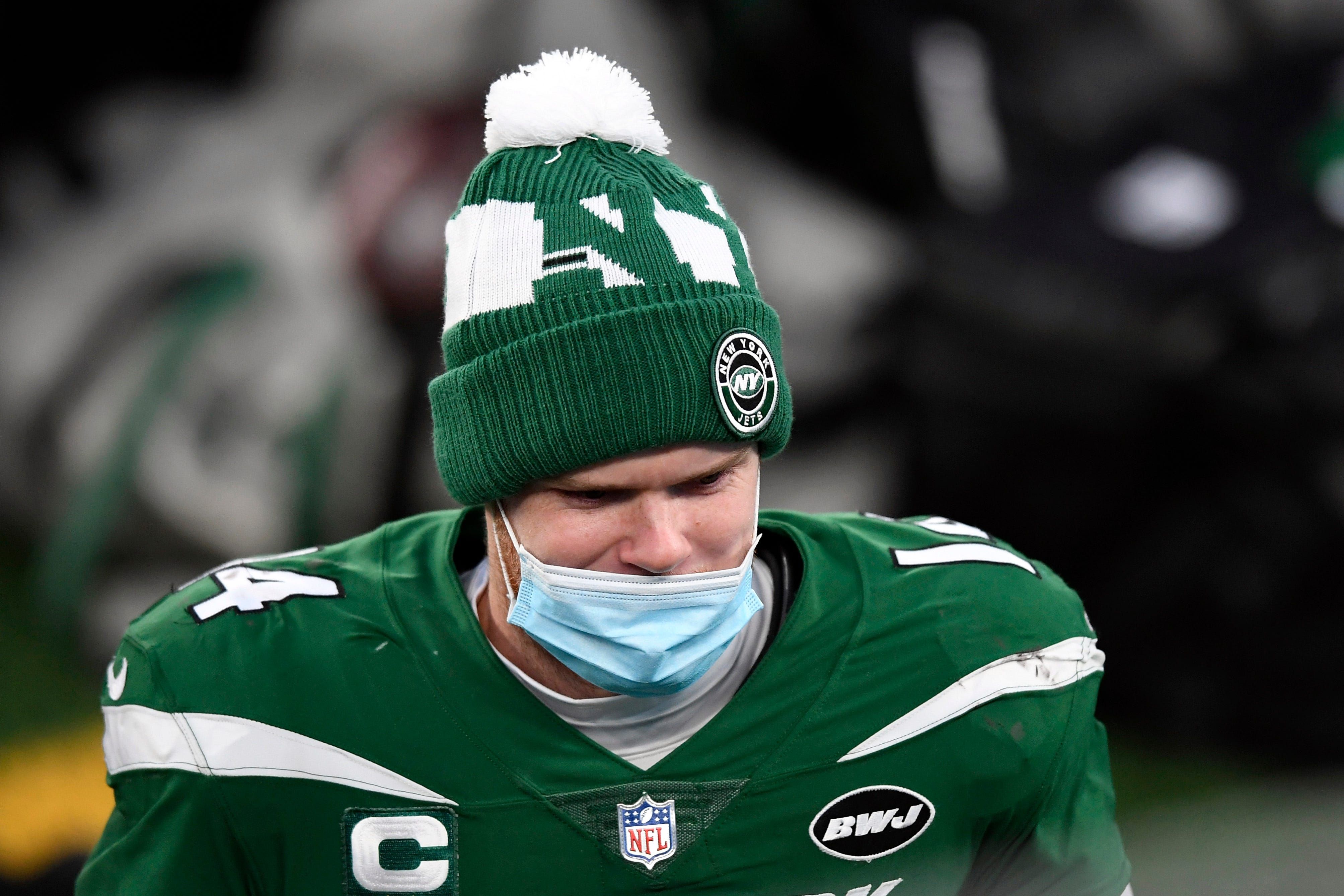 A Chicago Bears Trade for Sam Darnold Would Be Huge Risk - Sports Illustrated Chicago Bears News, Analysis and More - Vimarsana News