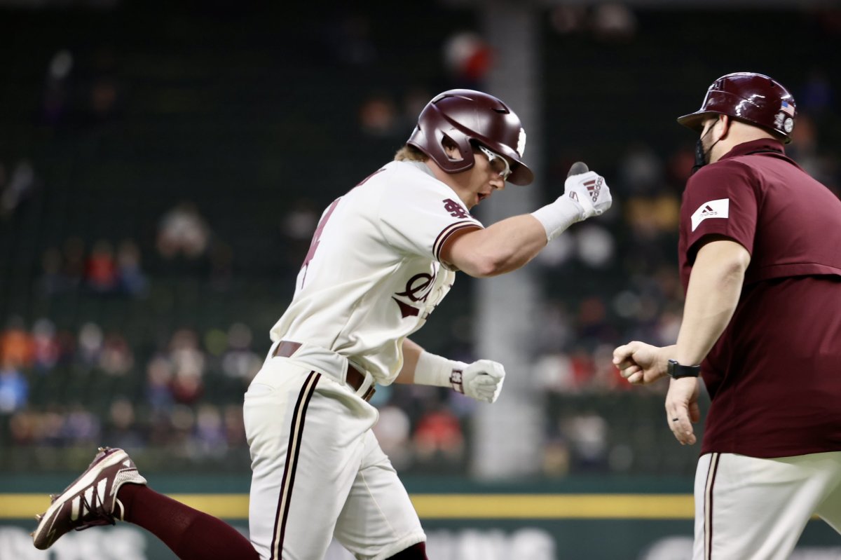 The Bulldog Box Score Stats And More From Mississippi State Bulldogs Baseball Loss To Tcu Horned Frogs At State Farm College Showdown Sports Illustrated Mississippi State Football Basketball Recruiting And More