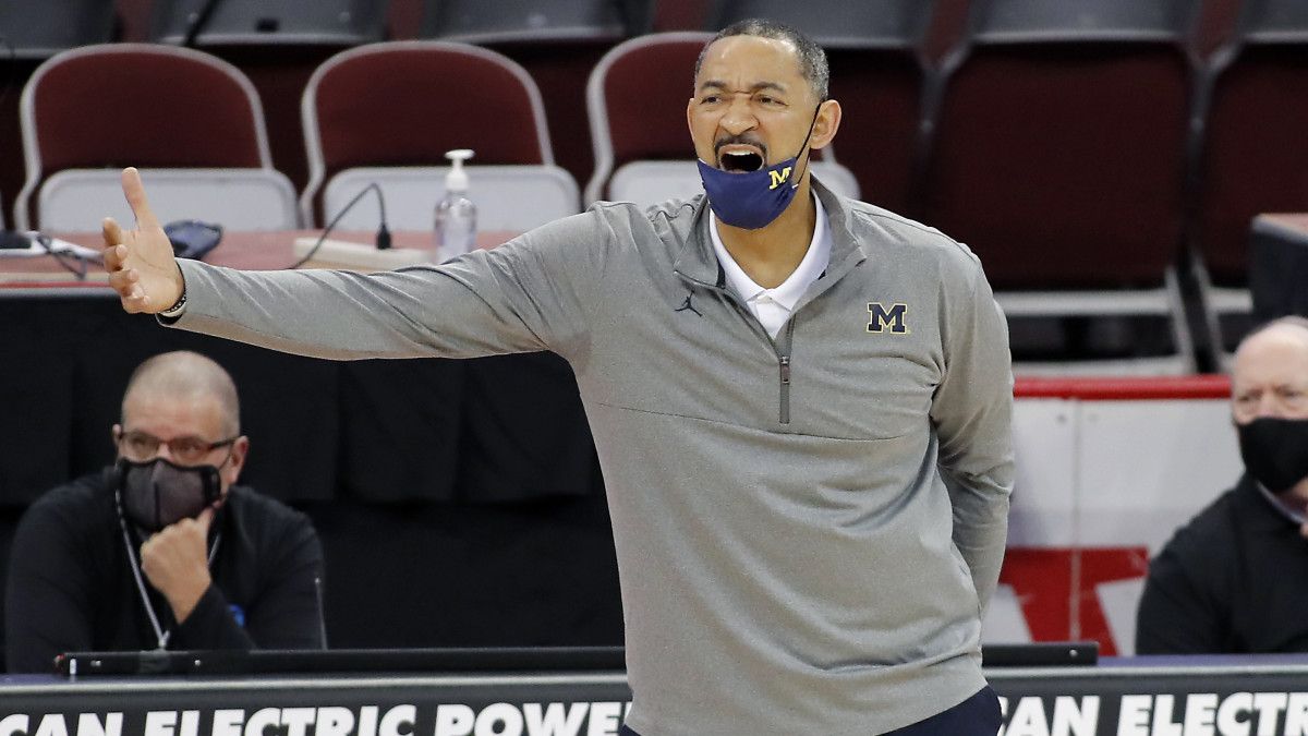 Michigan Wolverines head coach Juwan Howard during the first half against the Ohio State Buckeyes at Value City Arena.