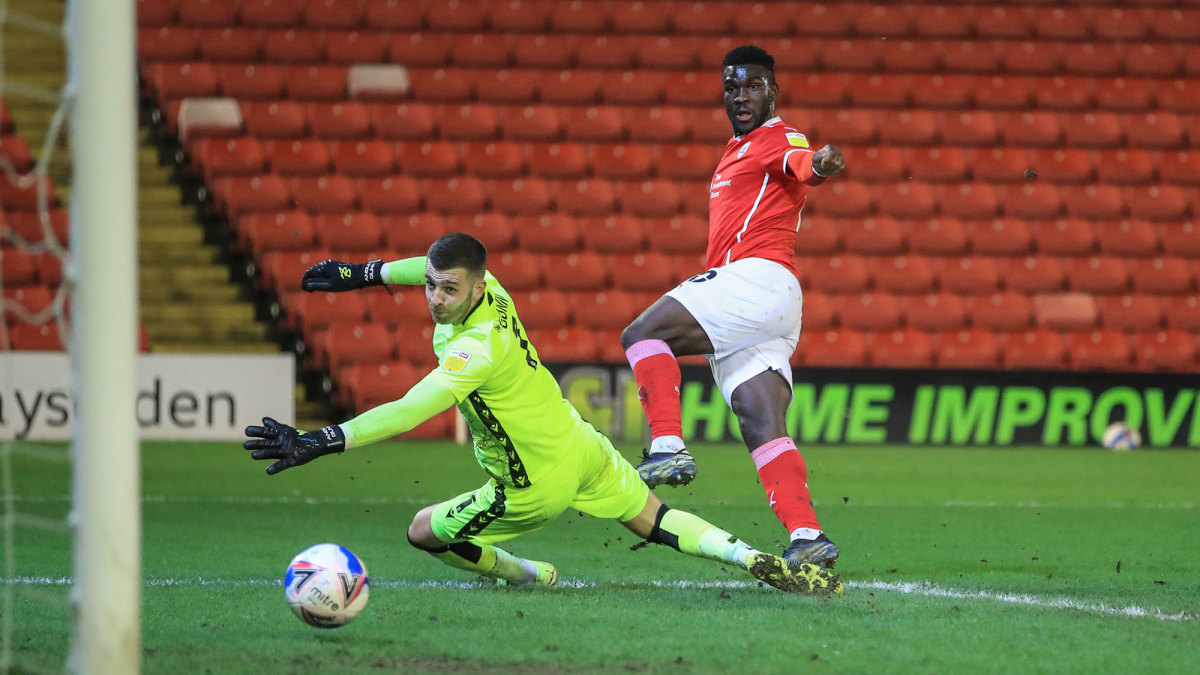Daryl Dike goal video USMNT forward scores 1st for Barnsley Sports