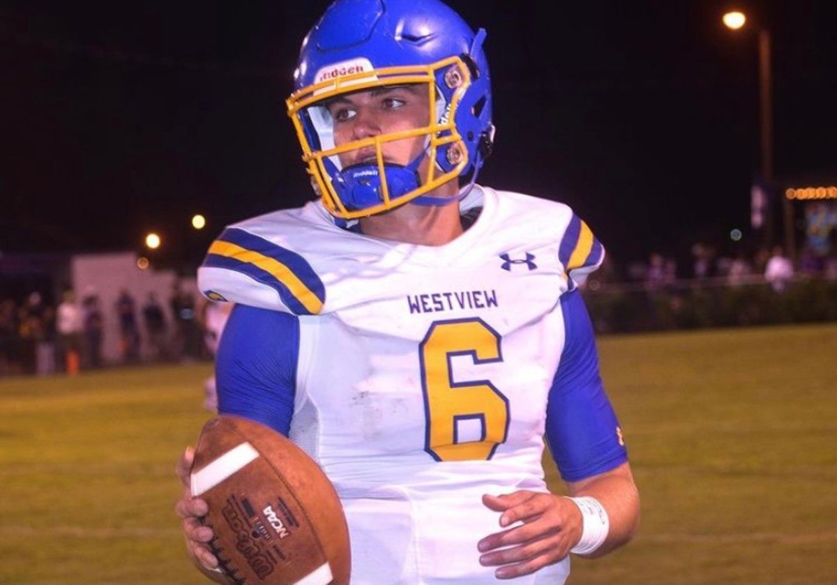 Elite 2022 Quarterback Ty Simpson Pledges To Alabama Over Clemson, Tennessee - Vimarsana News