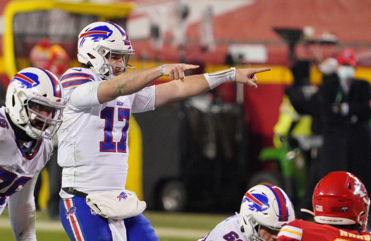 Bills quarterback Josh Allen (17) gestures on the line of scrimmage in the AFC Championship Game against the Kansas City Chiefs at Arrowhead Stadium.