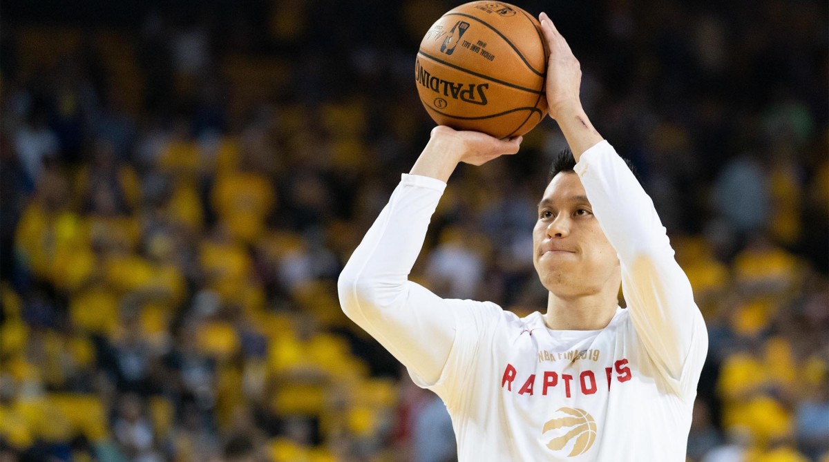 June 5, 2019; Oakland, CA, USA; Toronto Raptors guard Jeremy Lin (17) warms up before game three of the 2019 NBA Finals against the Golden State Warriors at Oracle Arena. The Raptors defeated the Warriors 123-109 to lead the series 2-1.