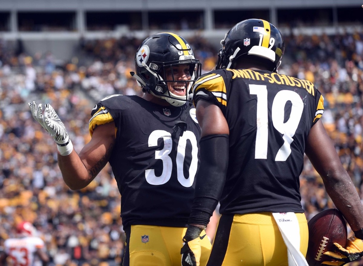 4 Players Pittsburgh Steelers Must Resign and 4 They Must Let Walk in