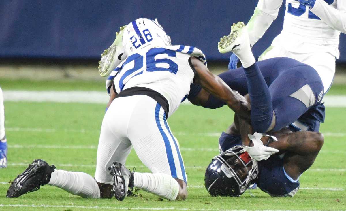 Tennessee Titans wide receiver Corey Davis (84) makes a catch past Indianapolis Colts cornerback Rock Ya-Sin (26) during the second quarter at Nissan Stadium Thursday, Nov. 12, 2020 in Nashville, Tenn. Aab6938