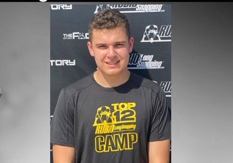 Huskies Add Walk-on Long Snapper From Pasadena - Vimarsana News