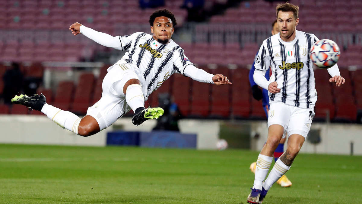 USA and Juventus star Weston McKennie scores vs. Barcelona