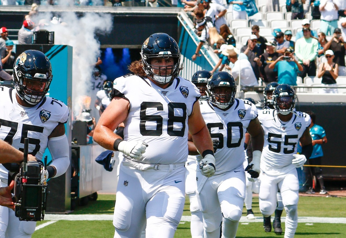 Jacksonville Jaguars guard Andrew Norwell Restructures Contract to