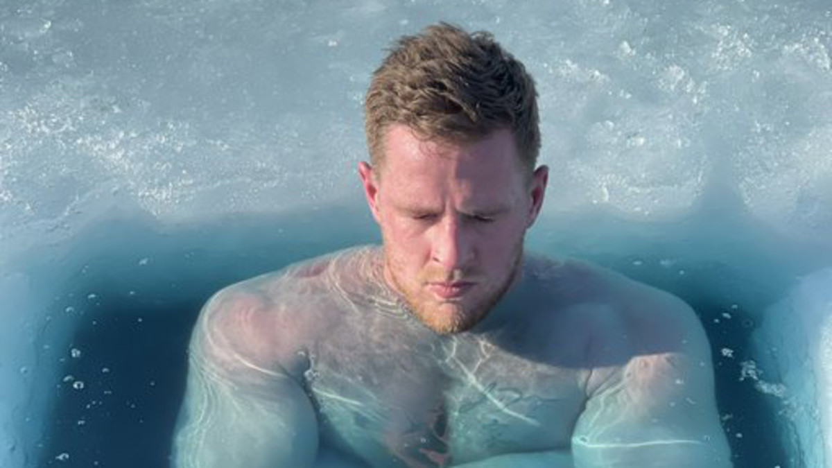 JJ Watt Cardinals DE does ice bath in frozen Wisconsin lake Sports