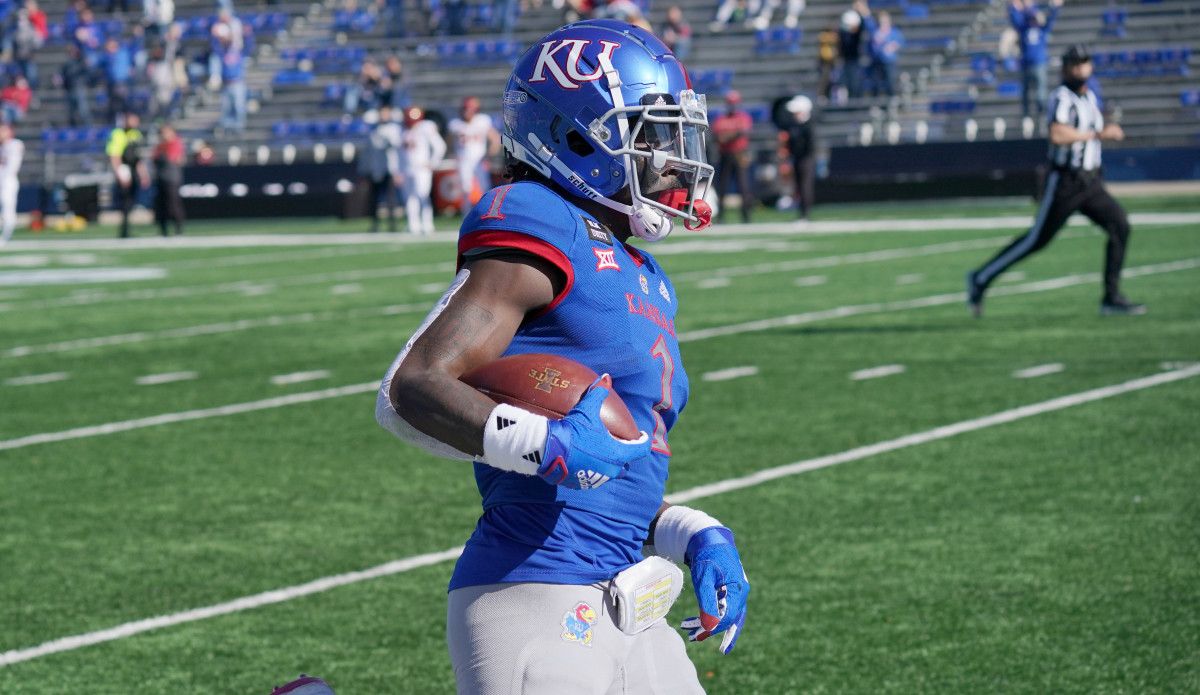 Kansas Pro Day: Pook Williams & Logan Klusman - Vimarsana News