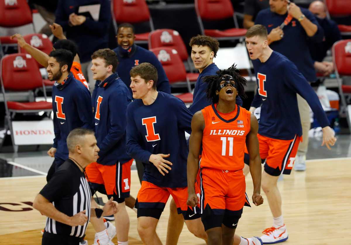 Illinois Fighting Illini guard Ayo Dosunmu (11) celebrates after beating Ohio State Buckeyes 73-68 during their game at Value City Arena in Columbus, Ohio on March 6, 2021.