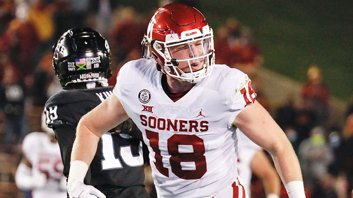 Why Brent Venables Feels TE Austin Stogner is a ‘Tremendous’ Addition to Oklahoma in 2023