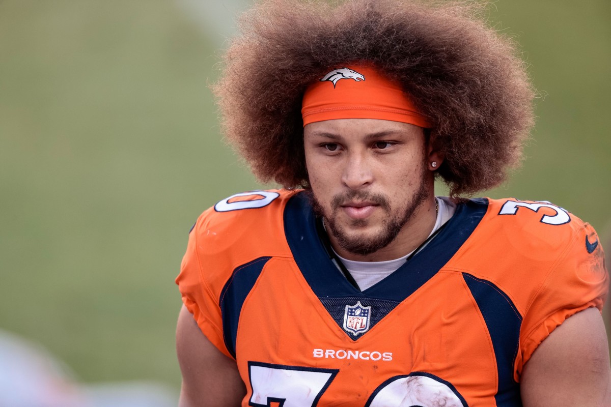 Denver Broncos running back Phillip Lindsay (30) in the second quarter against the Los Angeles Chargers at Empower Field at Mile High.
