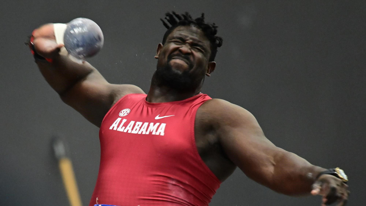 Isaac Odugbesan took first place in the indoor SEC Championships on Feb. 27, 2021, in the shot-put with a throw of 20.50 meters.