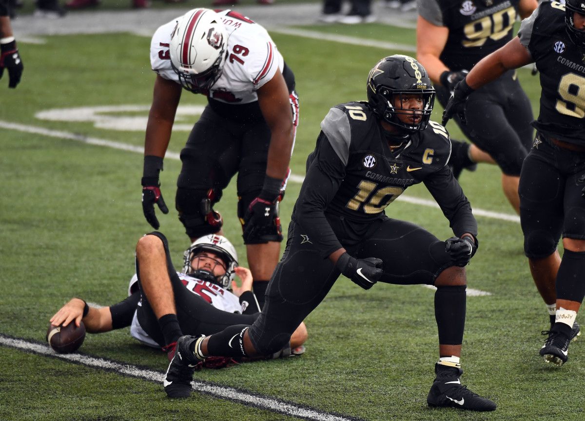 Dayo Odeyingbo - Defensive Tackle Vanderbilt Commodores Scouting Report - Vimarsana News