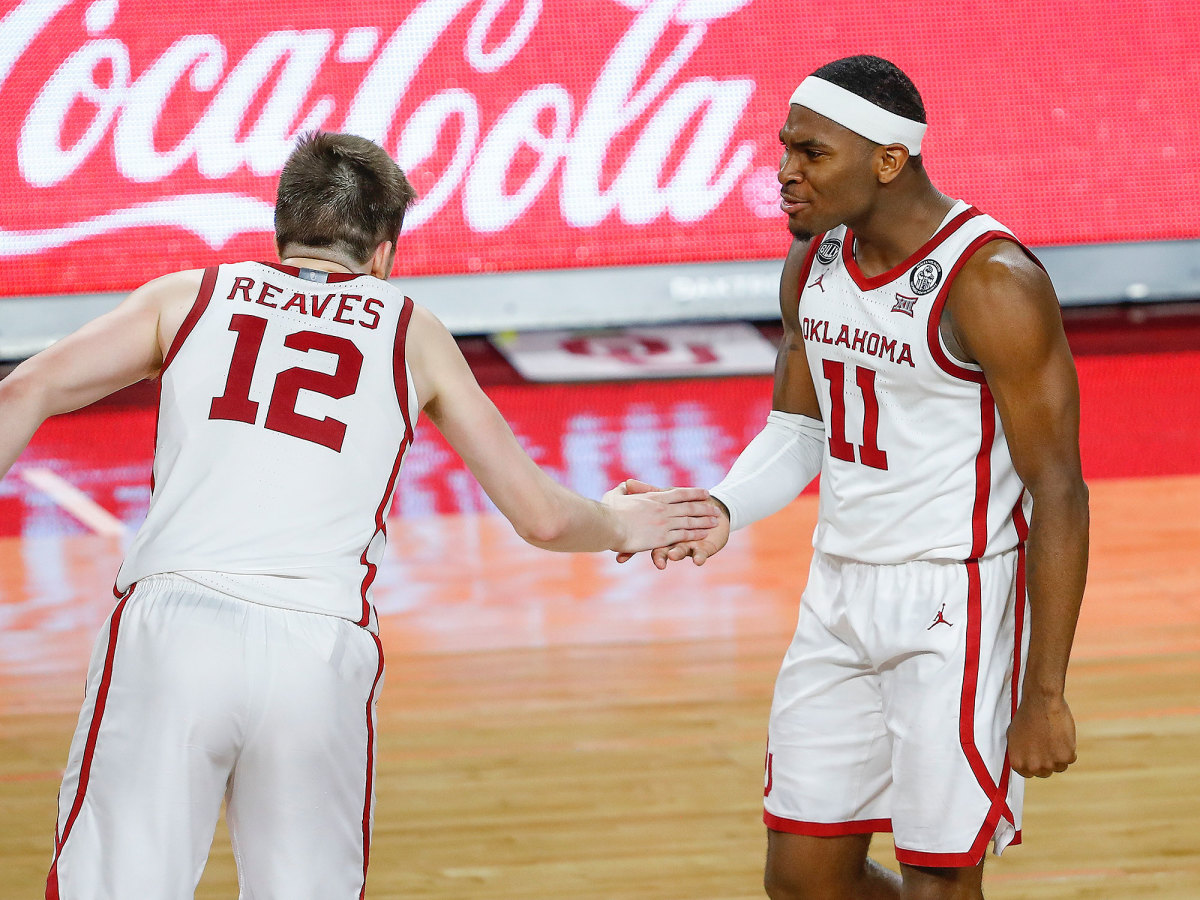 Oklahoma's Reaves and Harmon