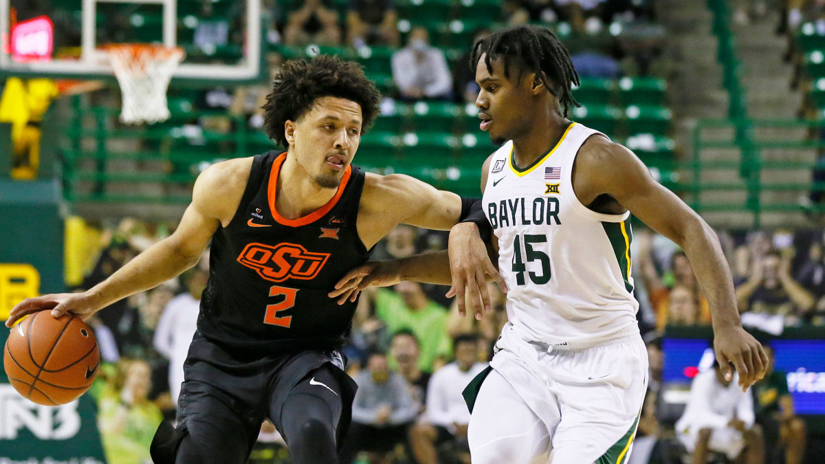 Oklahoma State's Cade Cunningham dribbles vs. Baylor