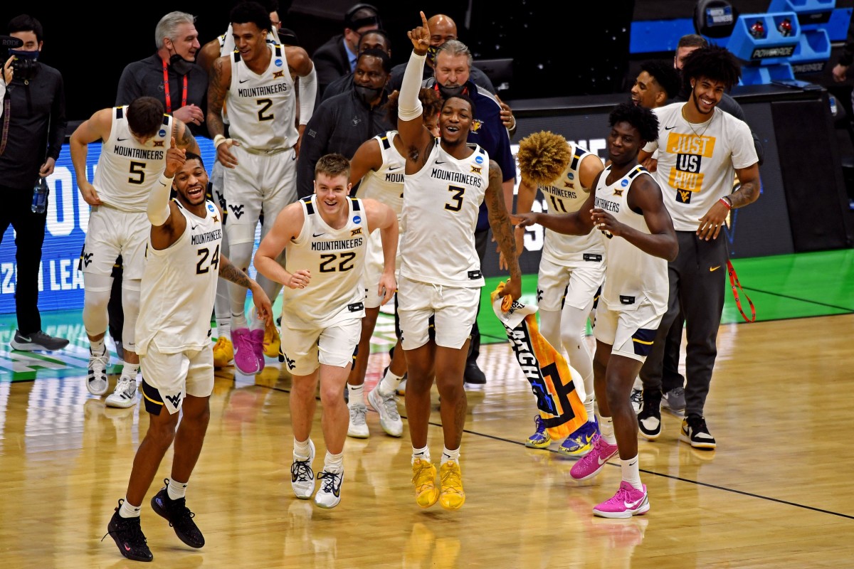 Score Predictions For West Virginia Vs Syracuse Sports Illustrated West Virginia Mountaineers News Analysis And More