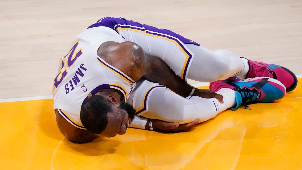 LeBron James injury How big of a deal is the ankle sprain? Sports