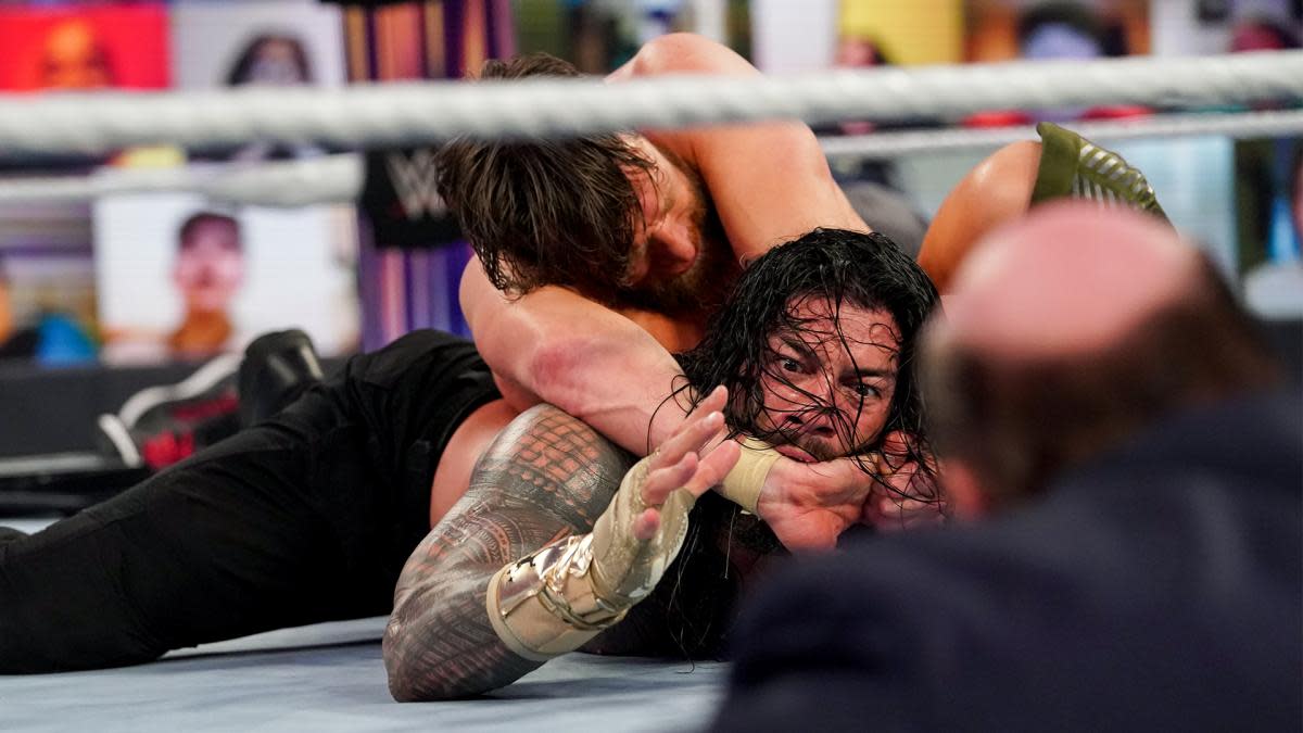 Daniel Bryan and Roman Reigns battle at WWE's Fastlane
