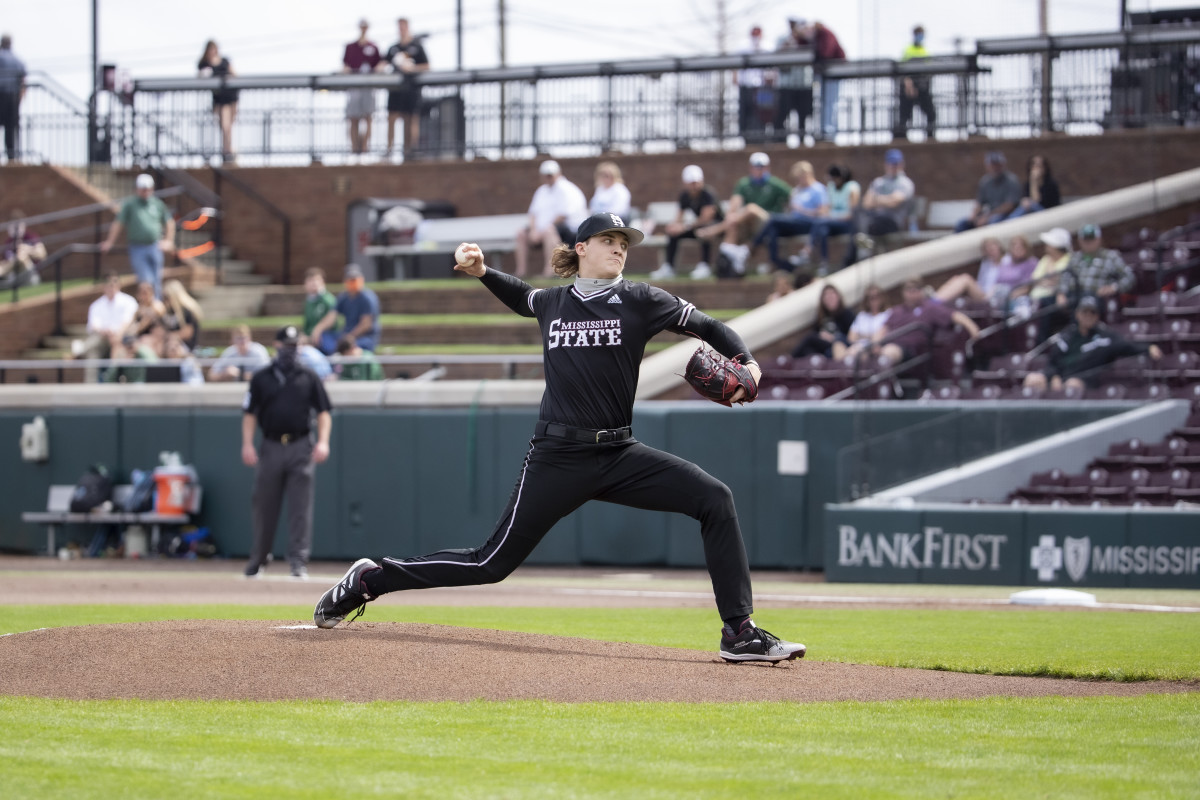 Mississippi State Bulldogs baseball coach Chris Lemonis indicates