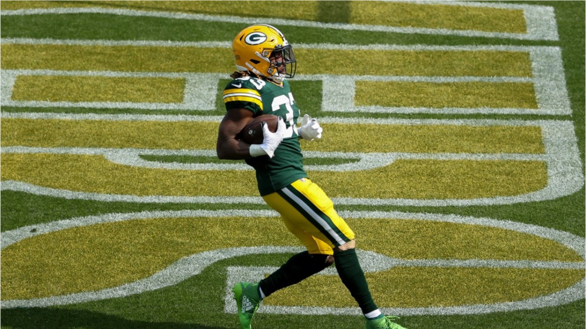 Green Bay Packers on CBS Sports - Aaron Jones is 208 lbs., and