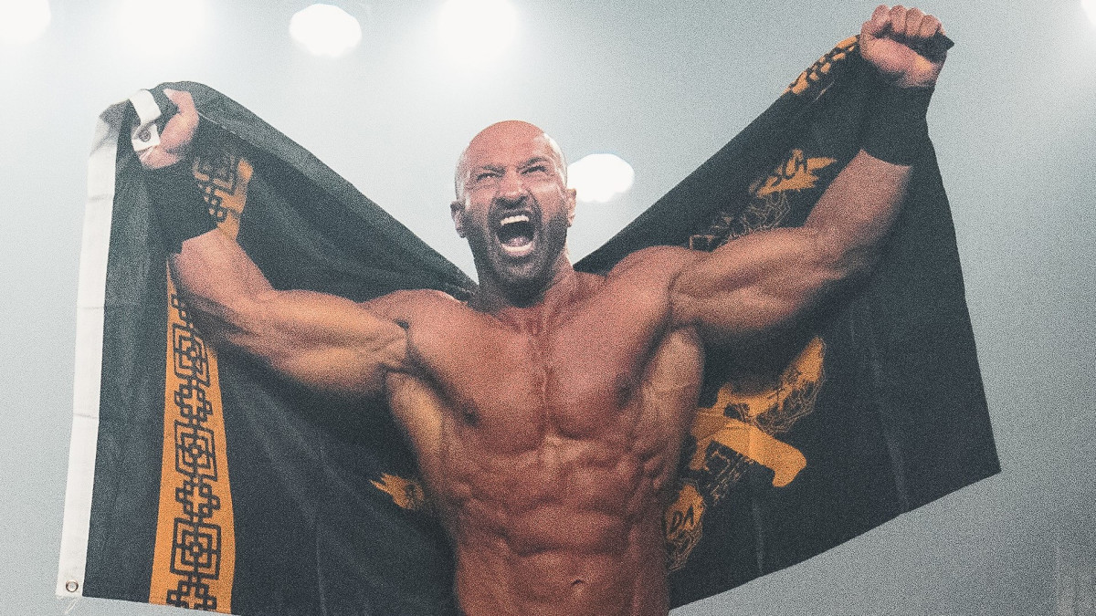 MLW's Daivari poses in the ring