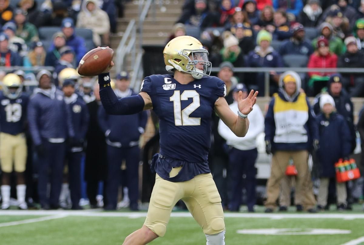 Notre Dame Football: Spreading The Ball Around Should Boost The 2020