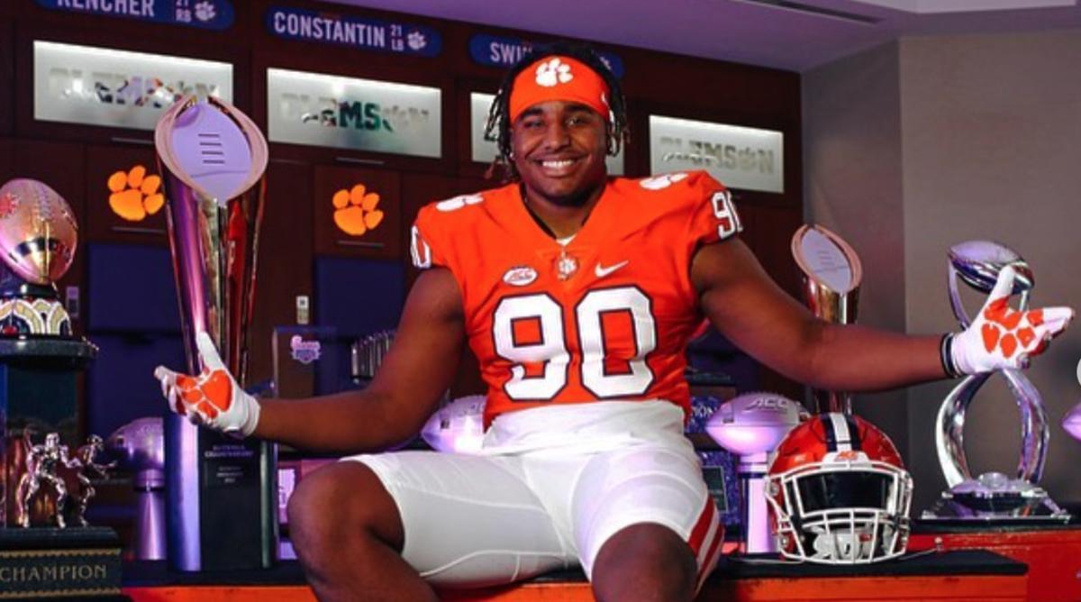 Clemson Lands Commitment From Five Star Defensive End Sports