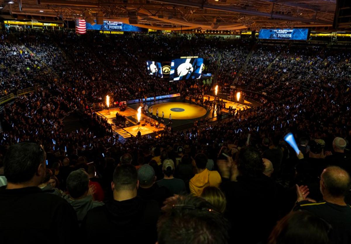 Wrestling Notebook New Training Facility For Hawkeyes Planned Sports