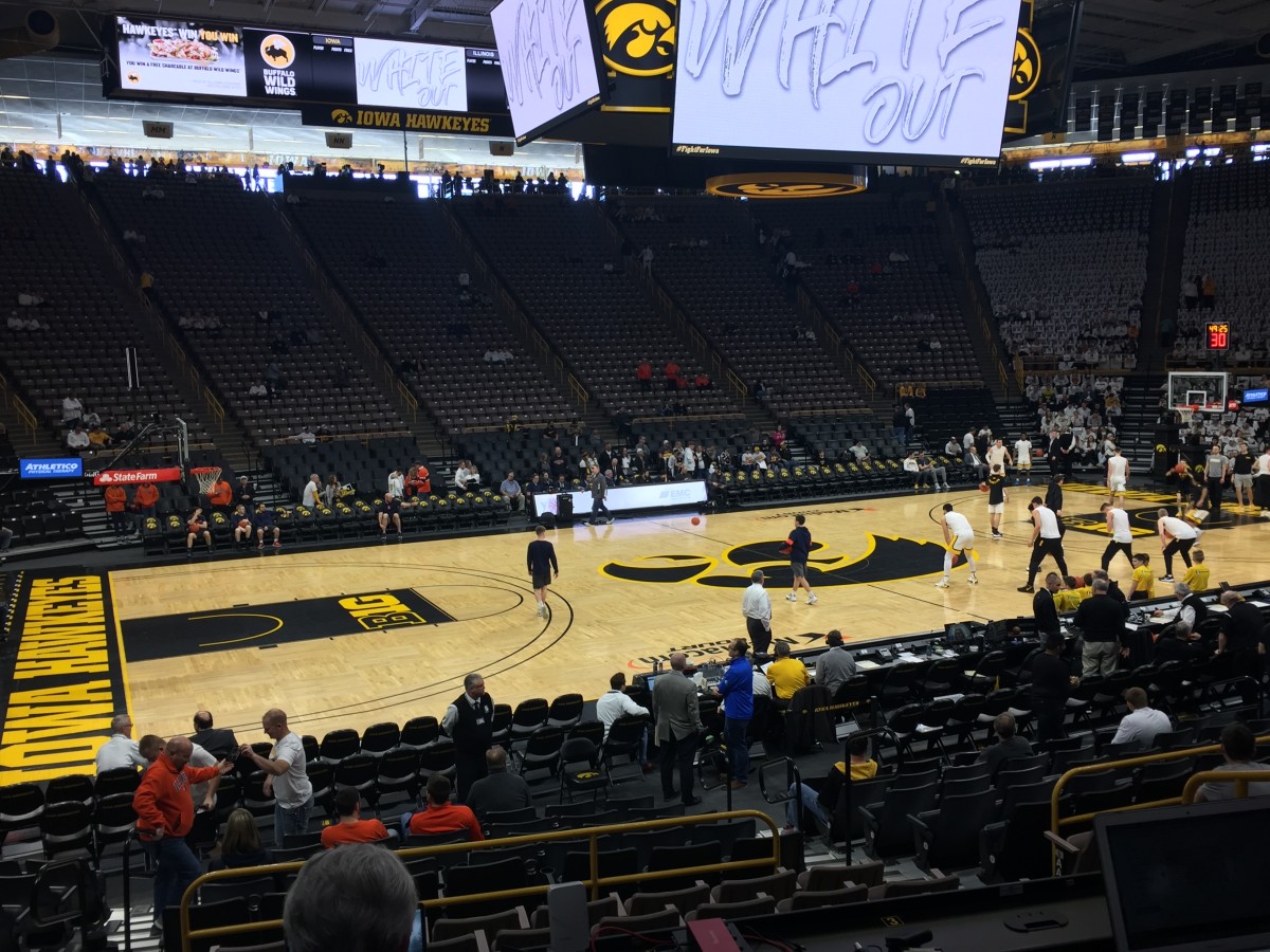 The Live Thread: Iowa vs. Illinois - Sports Illustrated Iowa Hawkeyes ...