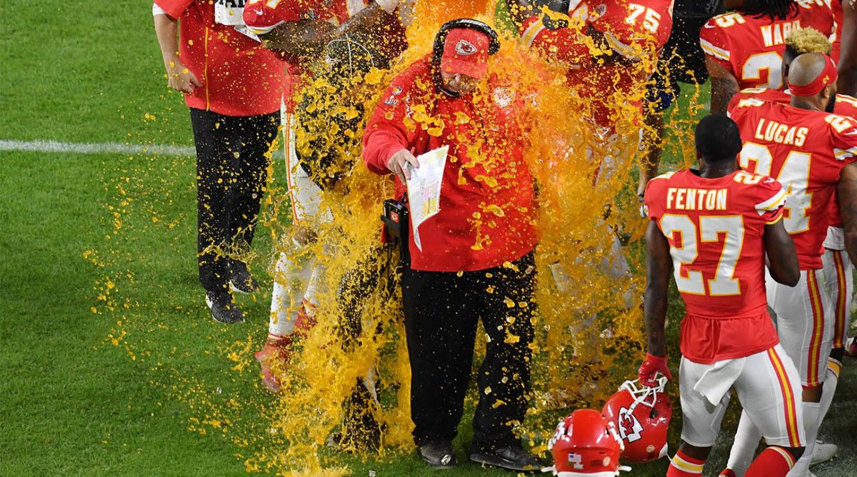 Andy Reid Plans To Eat Biggest Cheeseburger Ever Following Super Bowl Win Sports Illustrated