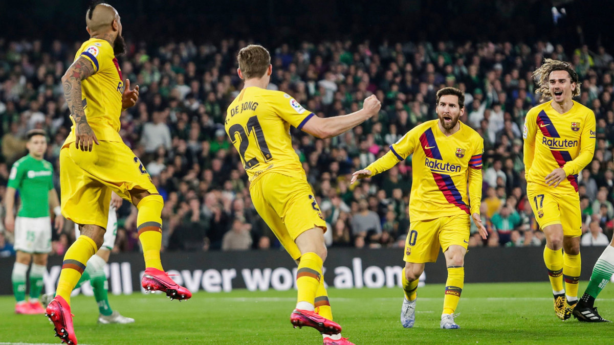 Lionel Messi assists on three goals vs Real Betis