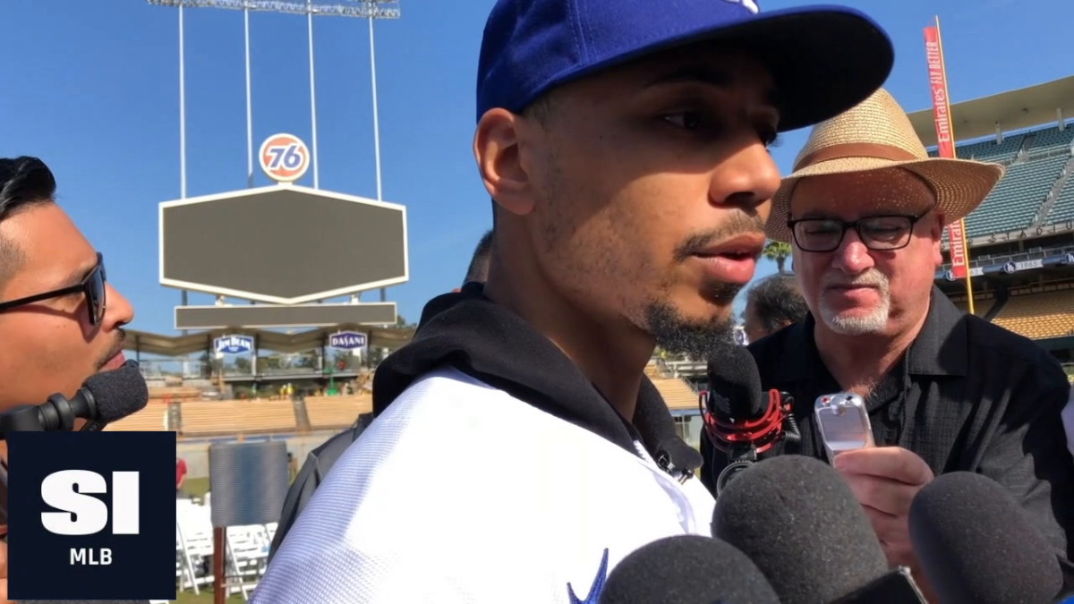 New Dodgers Mookie Betts meets the press.