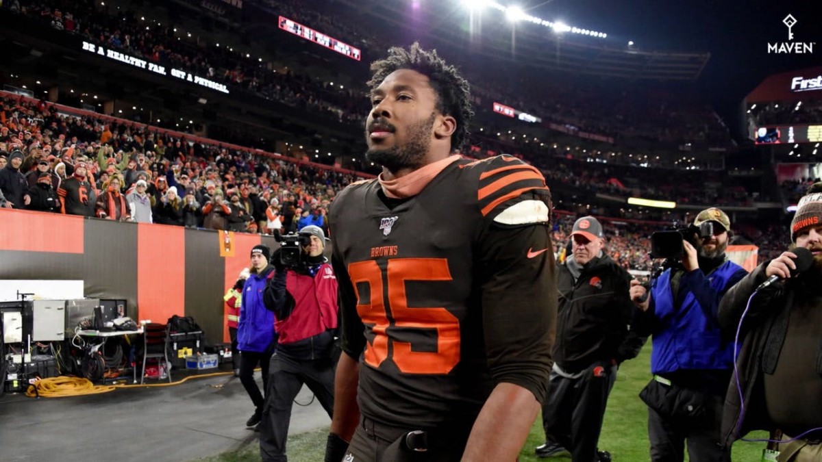 Myles Garrett walking off the field after being ejected that night claims he wants to leave the incident on the field, but his actions say something completely different.