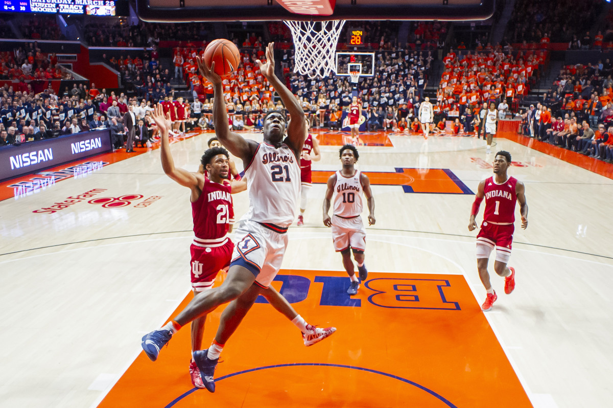 Illinois Fighting Illini center Kofi Cockburn (21) goes up for a shot against Indiana Hoosiers forward Jerome Hunter (21) during the second half at State Farm Center.