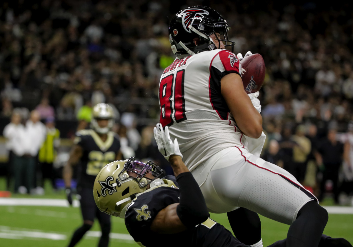 Nov 10, 2019; New Orleans, LA, USA; Atlanta Falcons tight end Austin Hooper (81) catches a touchdown over New Orleans Saints free safety Marcus Williams (43) during the first half at the Mercedes-Benz Superdome. Mandatory Credit: Derick E. Hingle-USA TODAY Sports