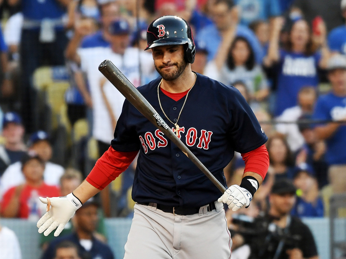 JD Martinez opposes MLB banning video after Astros cheating