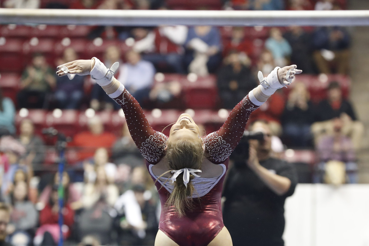 Alabama gymnast Shae Mahoney