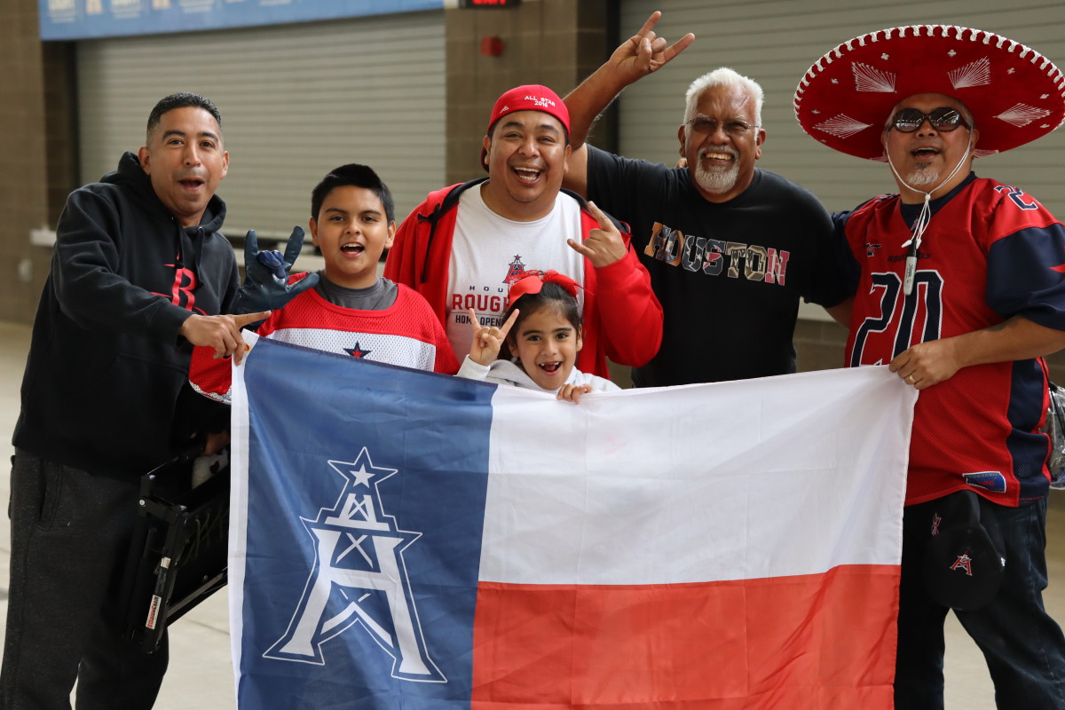 Houston Roughnecks Family Fans