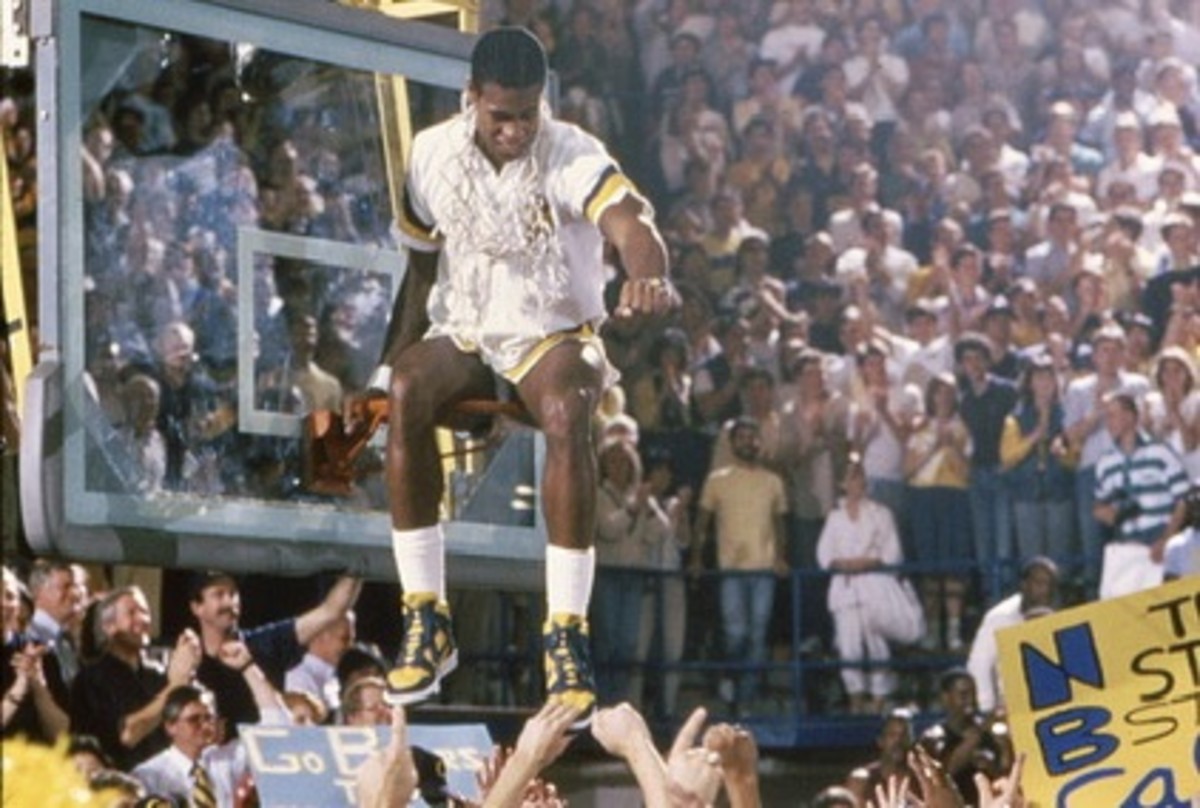 Eddie Javius enjoys an iconic moment in Cal basketball history
