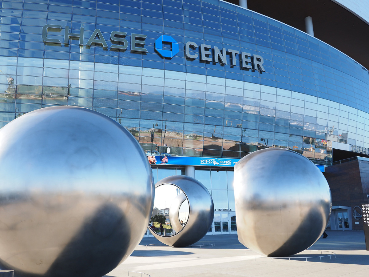 An empty plaza at Chase Center after the Nets vs. Warriors game was cancelled.